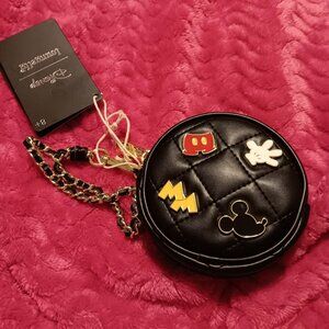 NWT Loungefly Disney Mickey Mouse Icons Quilted Wristlet Coin Purse